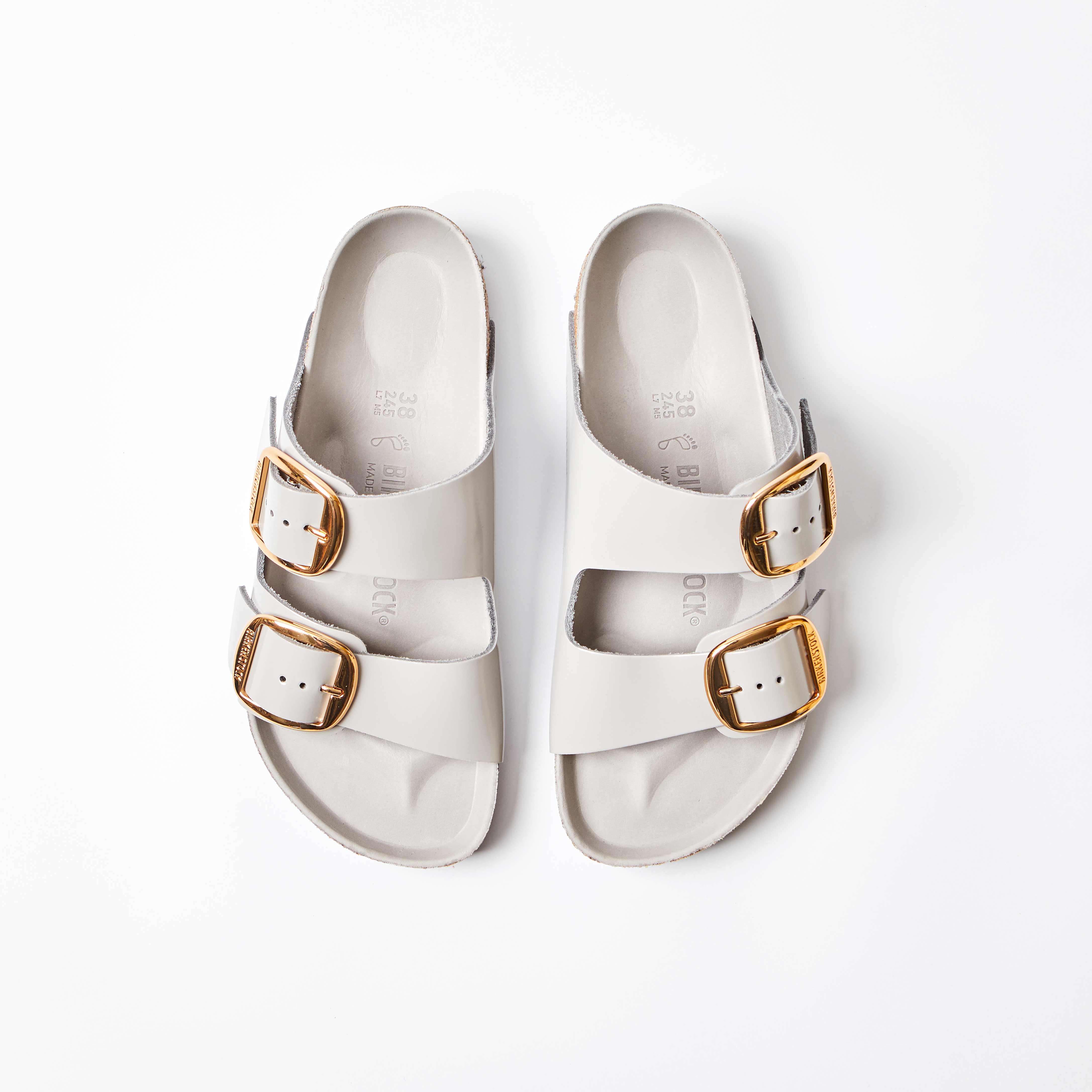 Arizona Big Buckle Natural Leather Patent High-Shine Stone Coin