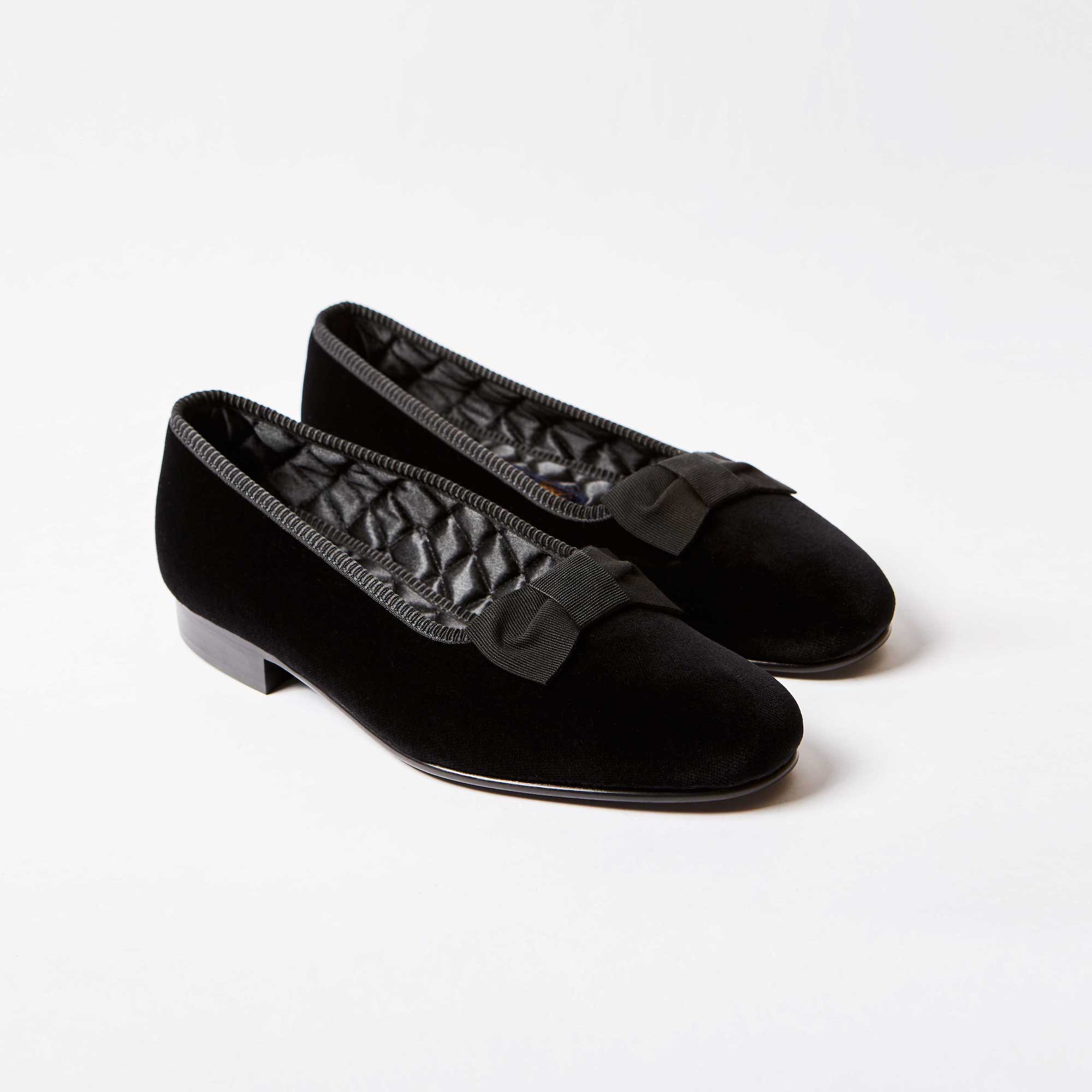 Black Velvet Opera Pumps