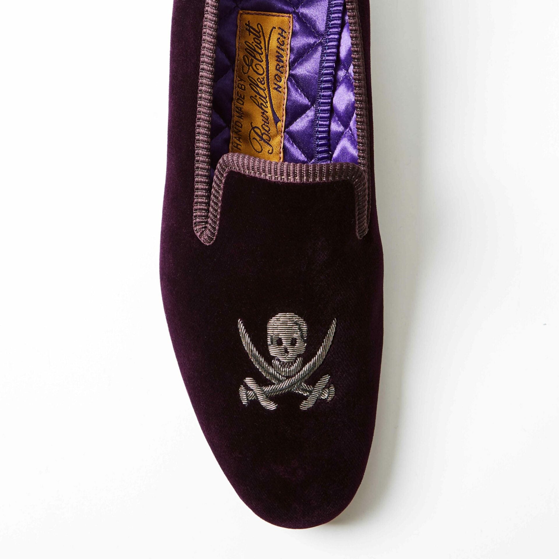 Regal Velvet Albert Slippers with Embroidered Skull and Sabres