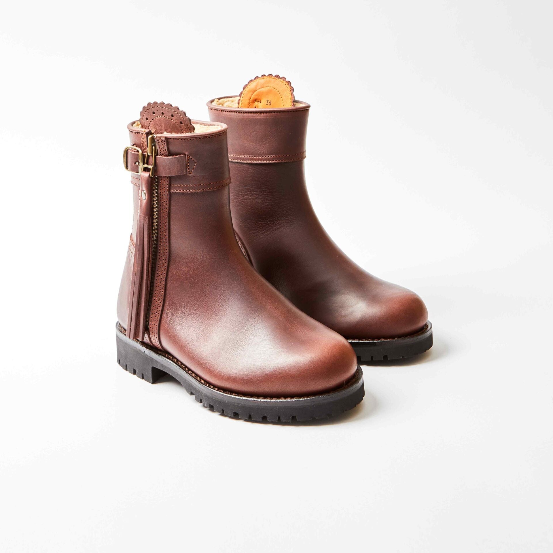 Cropped Lined Conker Chelsea Tassel Boot