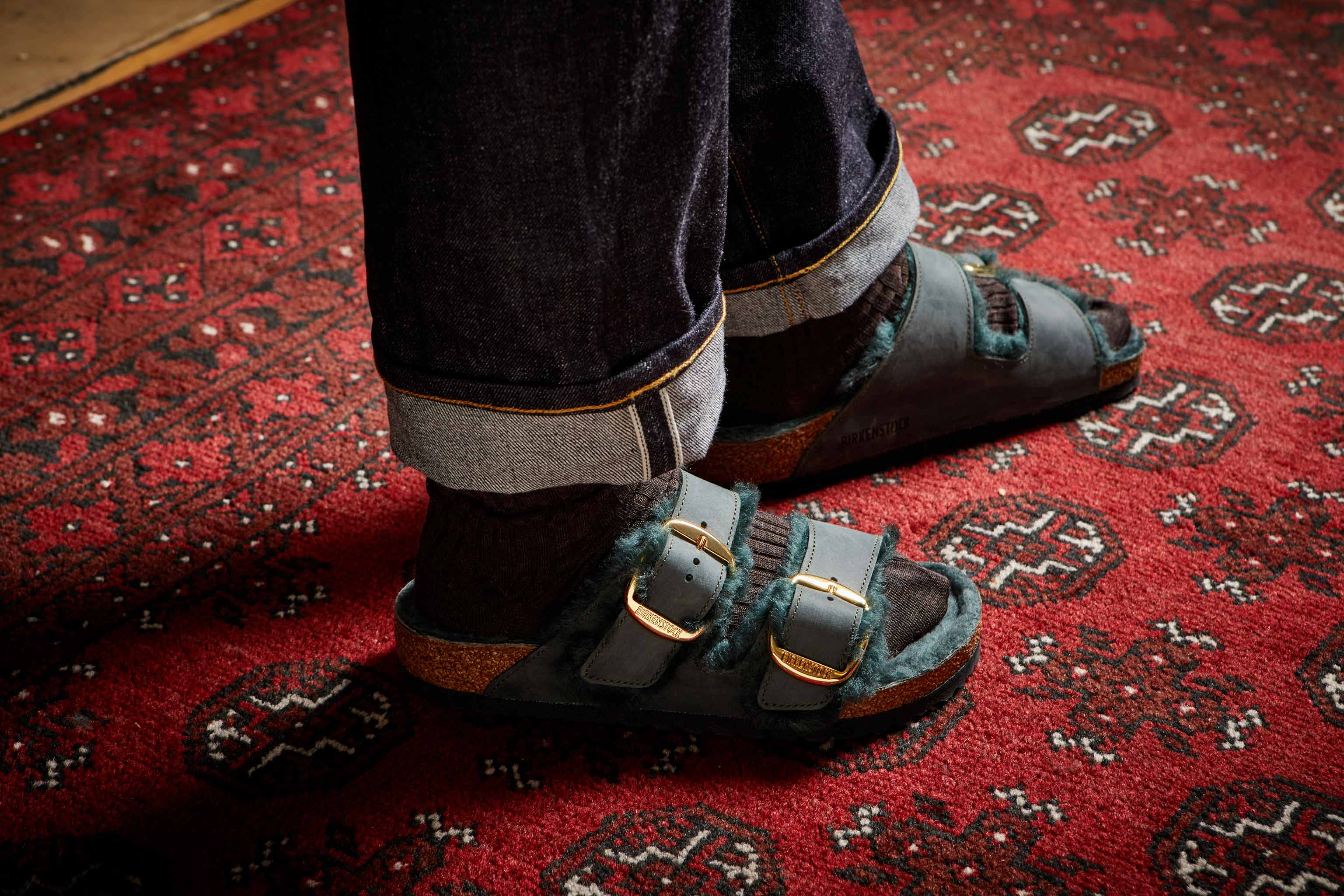 Arizona Big Buckle Shearling in Thyme