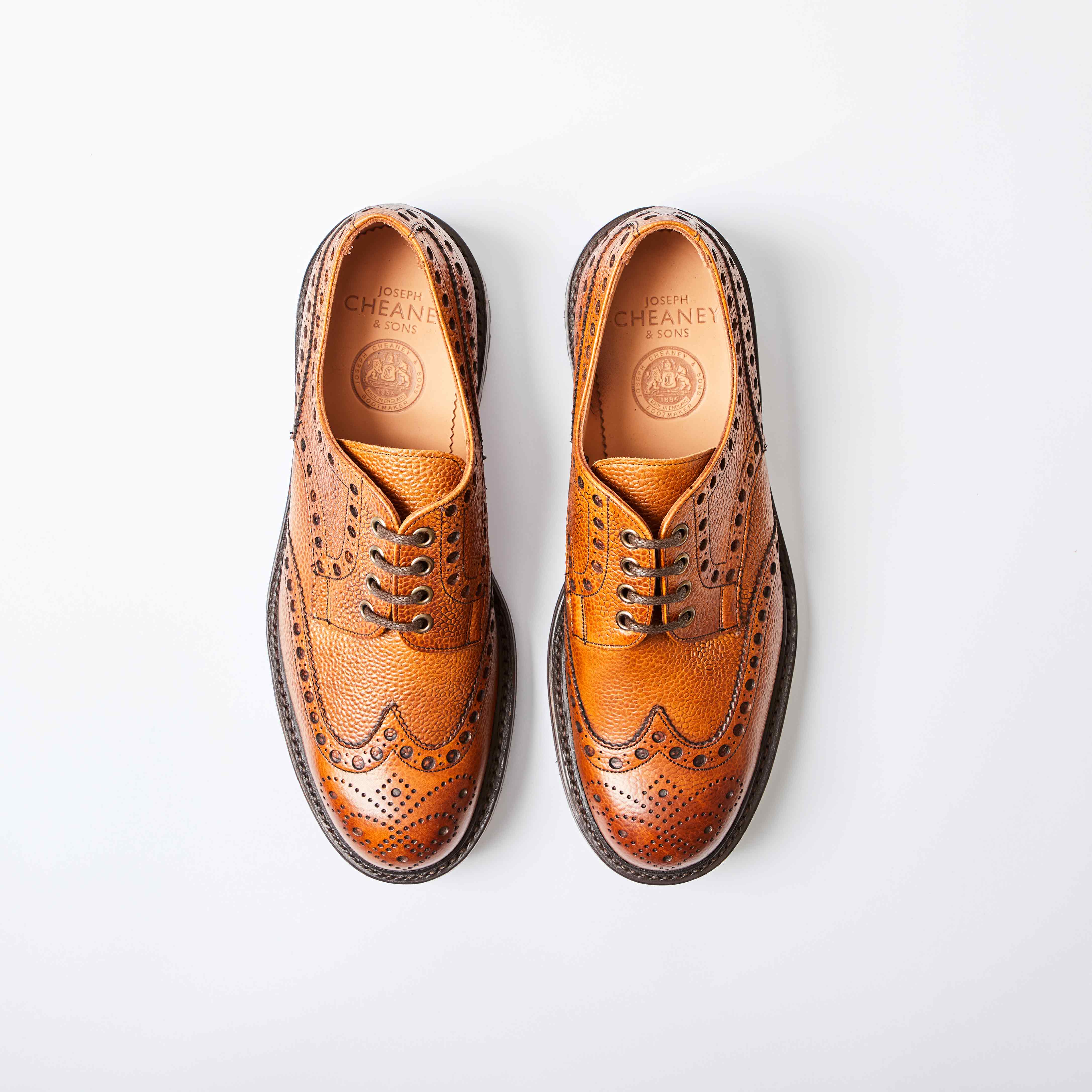 Avon Almond Grain Derby Brogue Shoe | Bowhill and Elliott