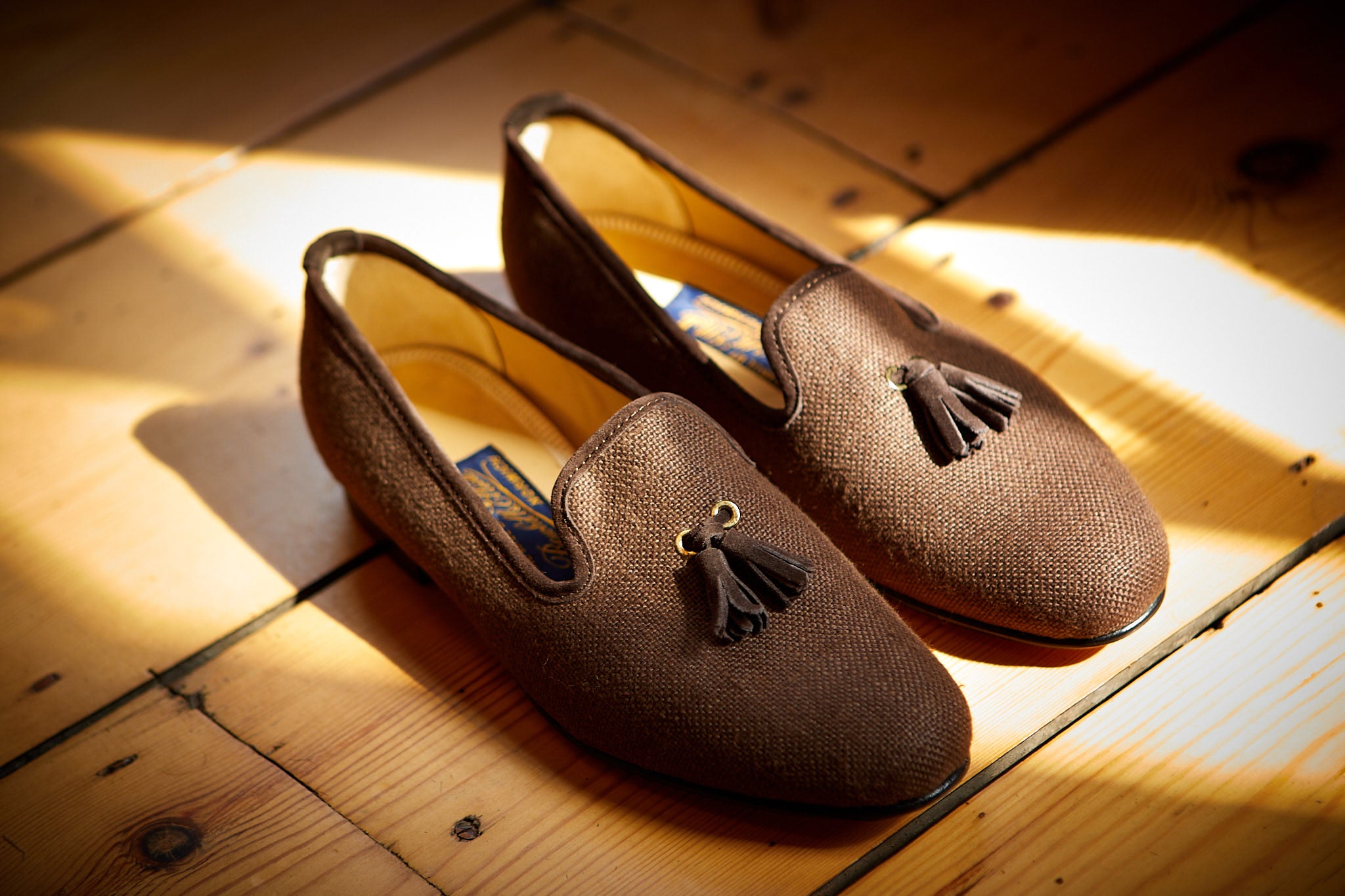 Fox Linen Dark Brown Albert Slipper with Tassel