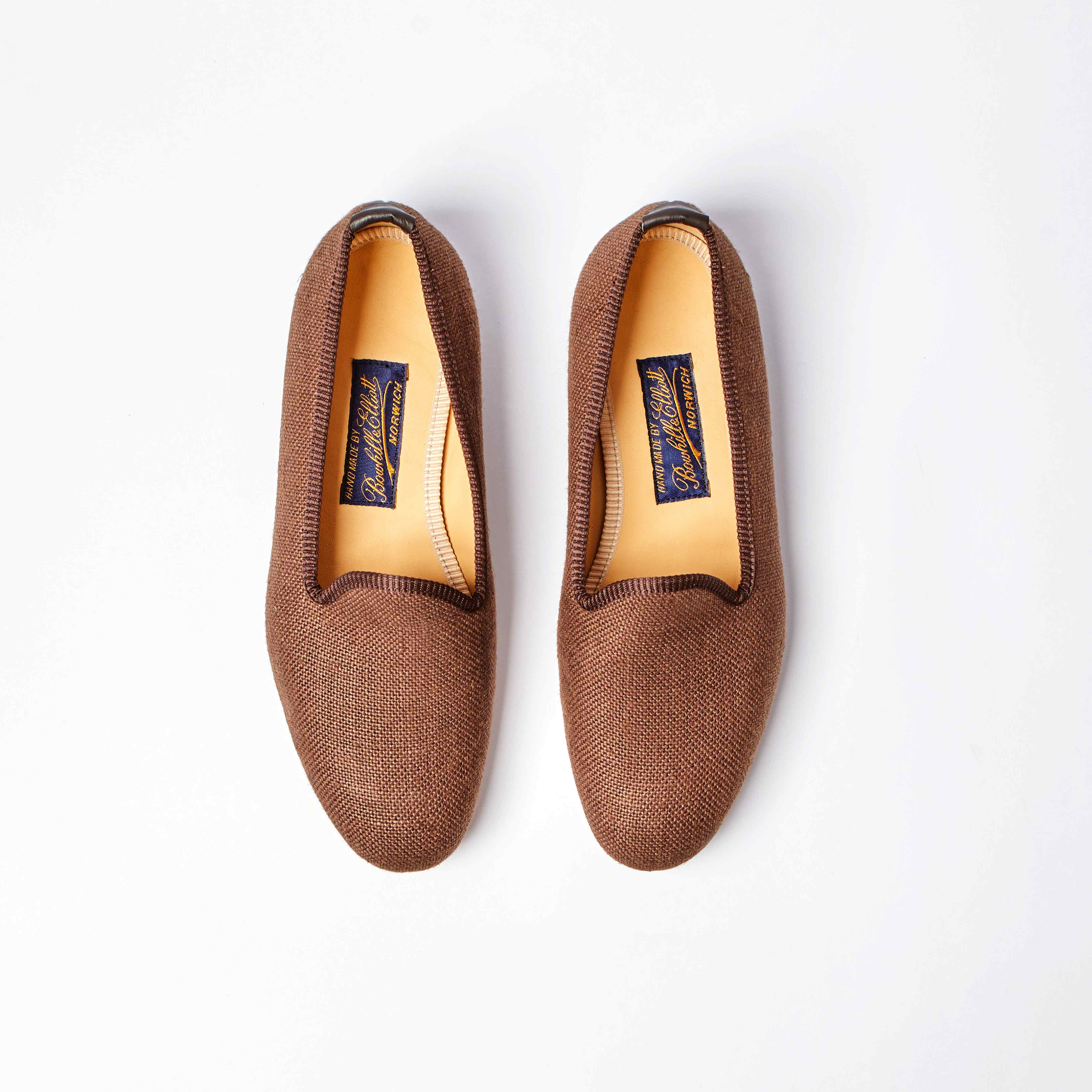 The Venetian in Dark Brown Fox Linen