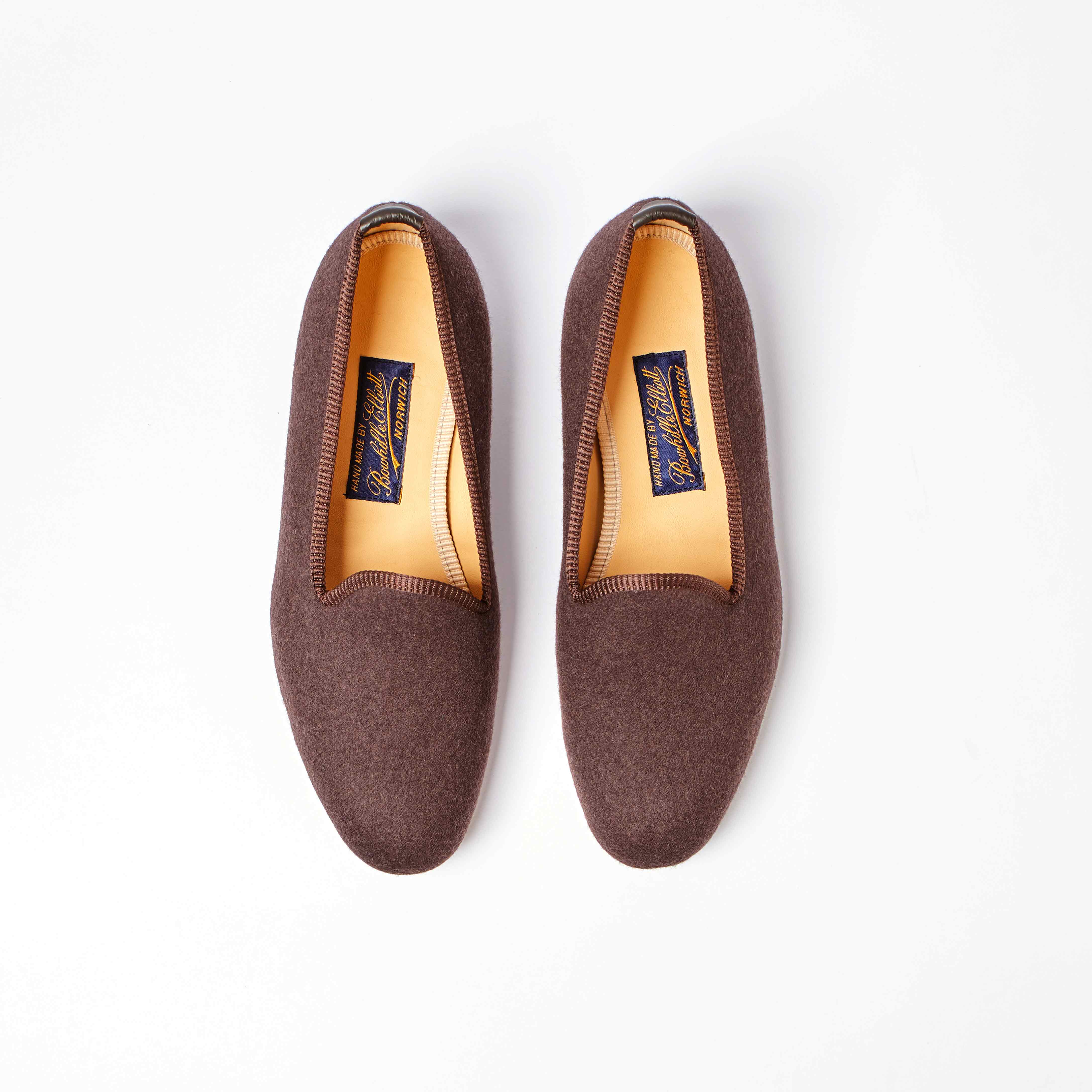The Venetian in Brown Fox Flannel