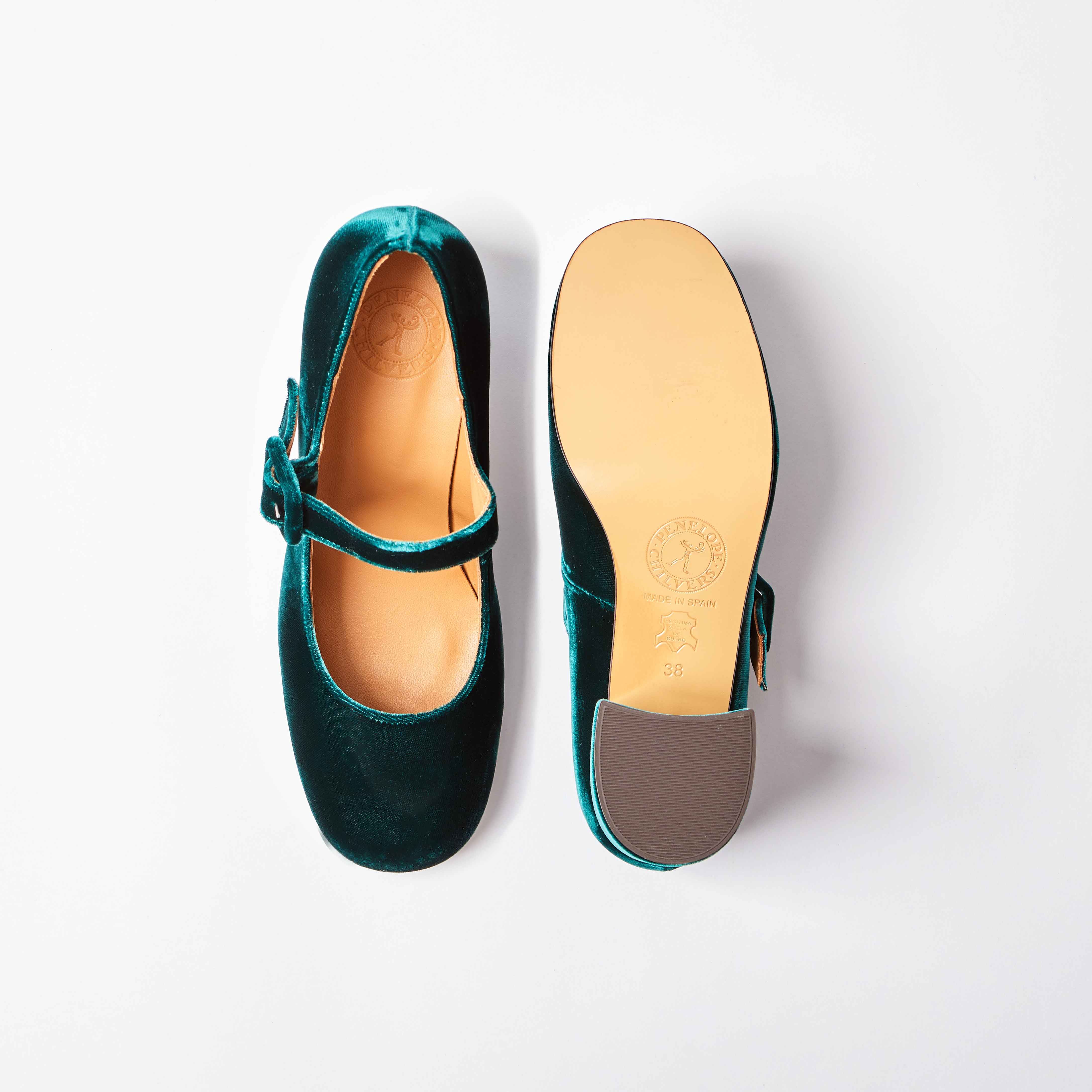 Honey Velvet Shoe