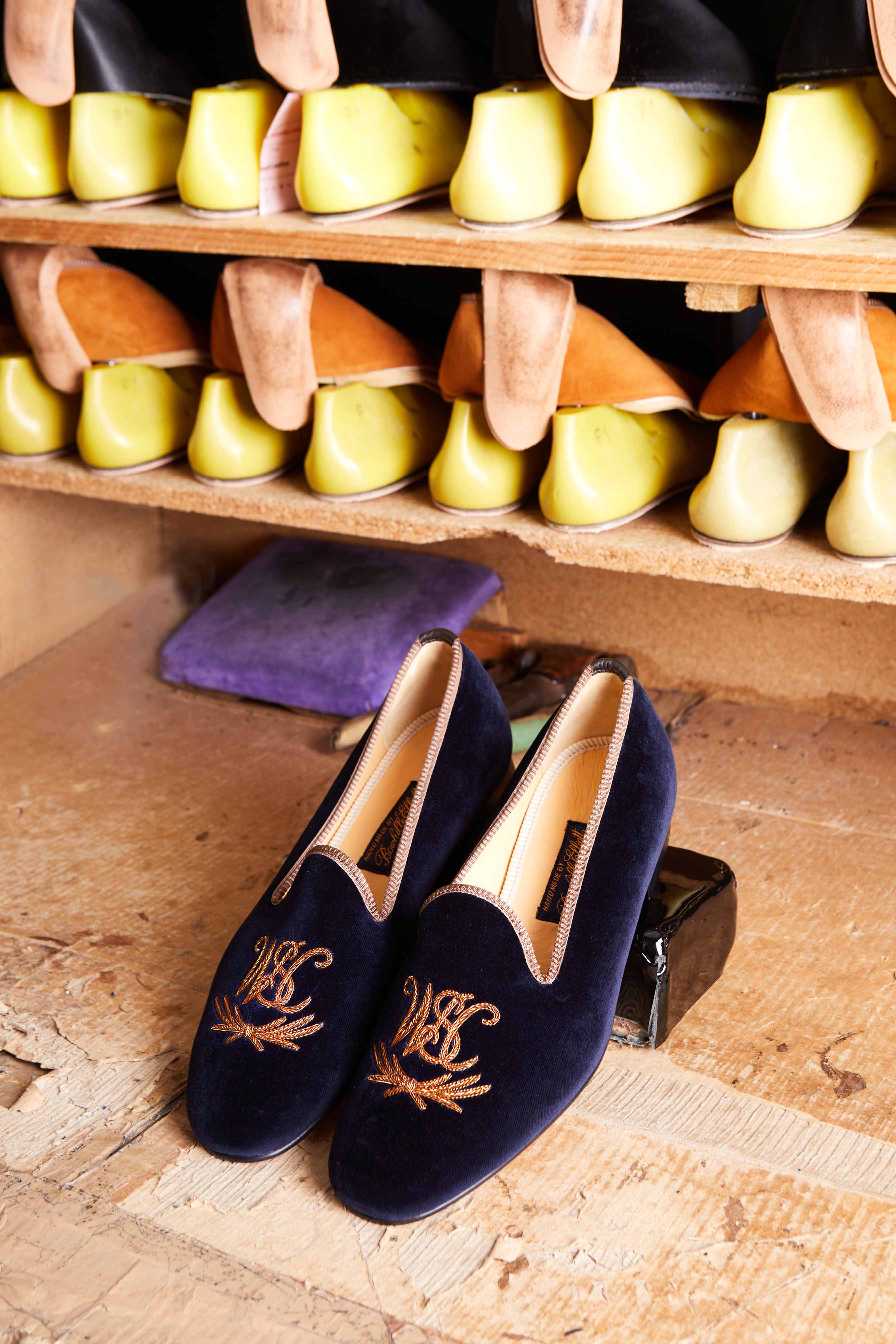 Men's Monogrammed Embroidered Slippers