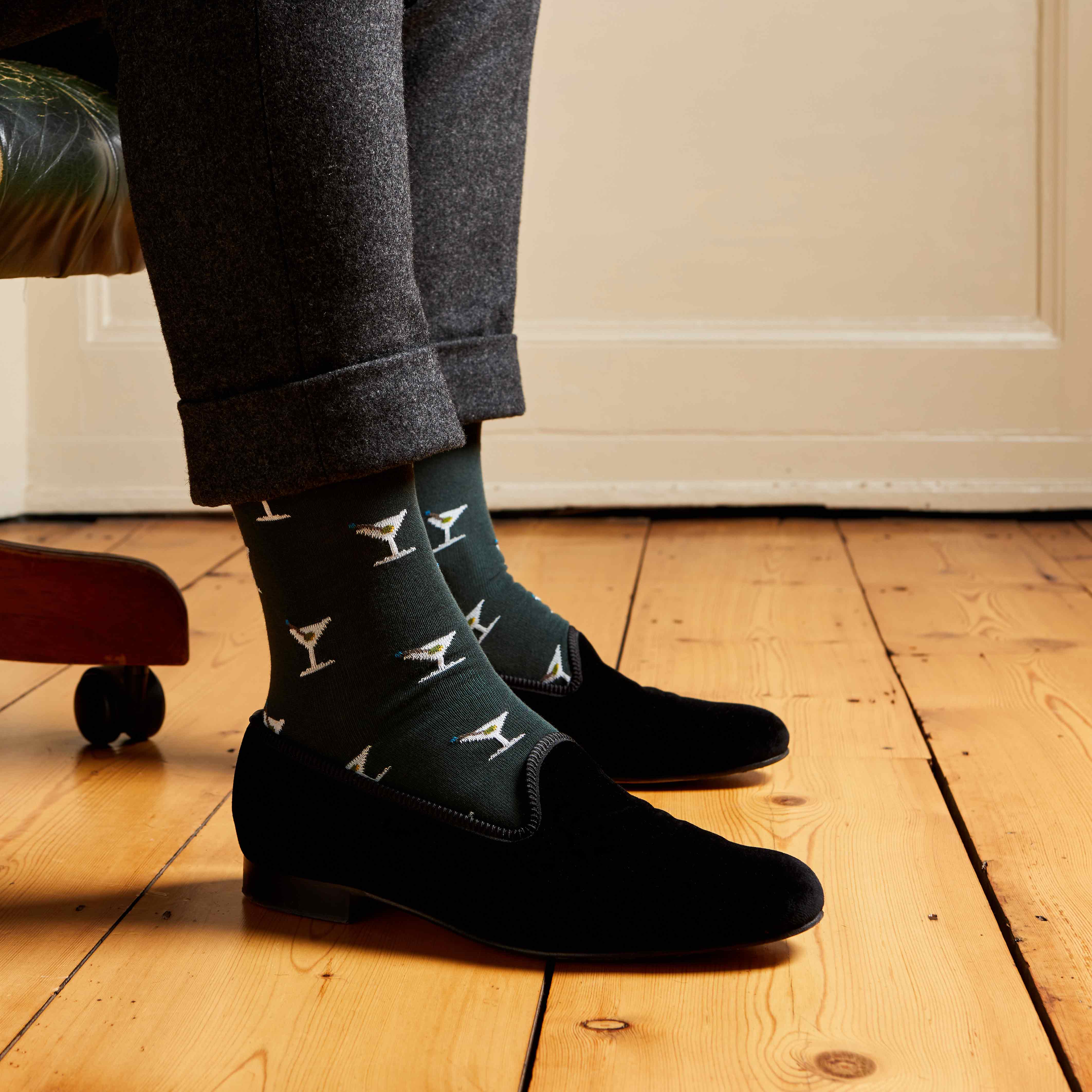 Corgi for Bowhill & Elliott - Men's Martini motif Green socks