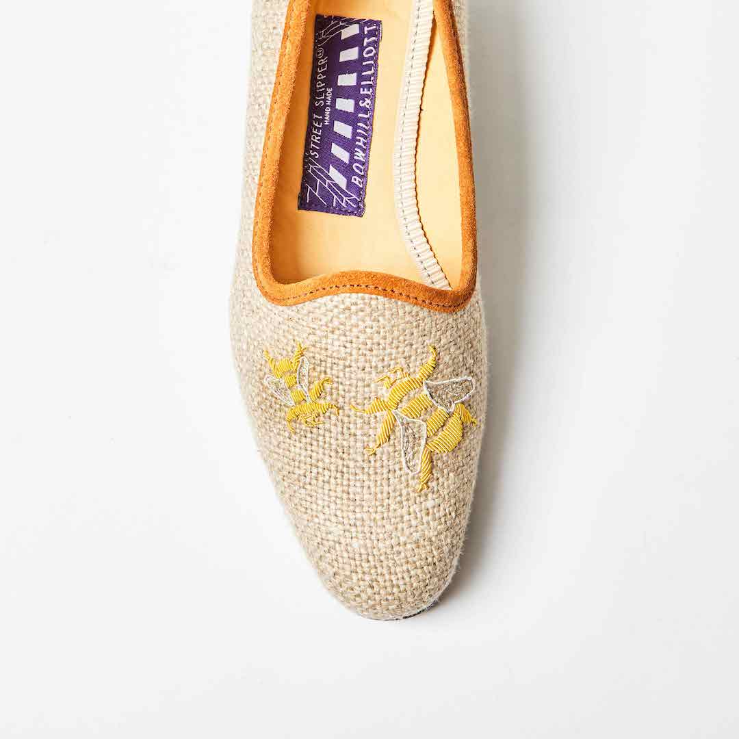 Oatmeal Linen Pumps with Embroidered Bees