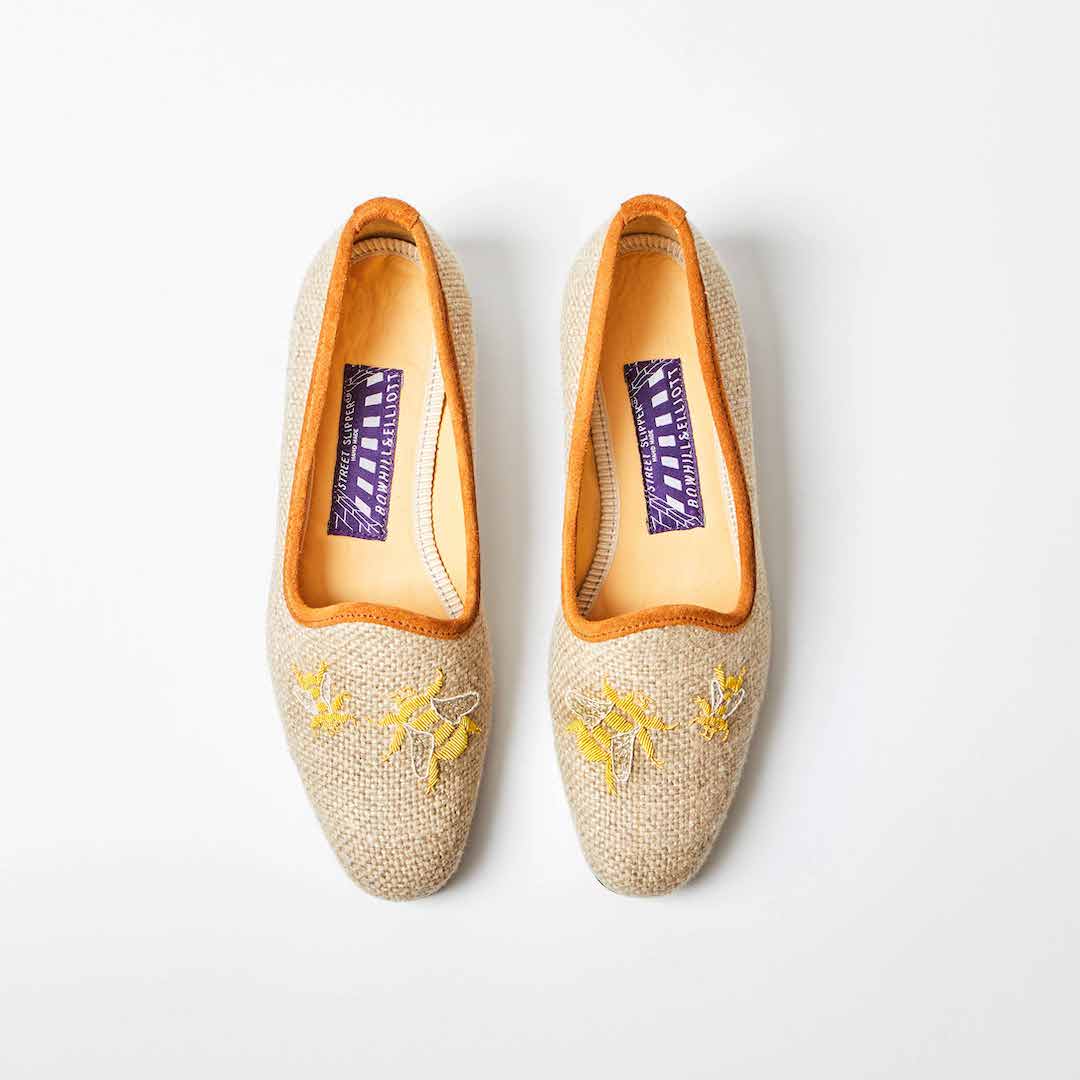 Oatmeal Linen Pumps with Embroidered Bees