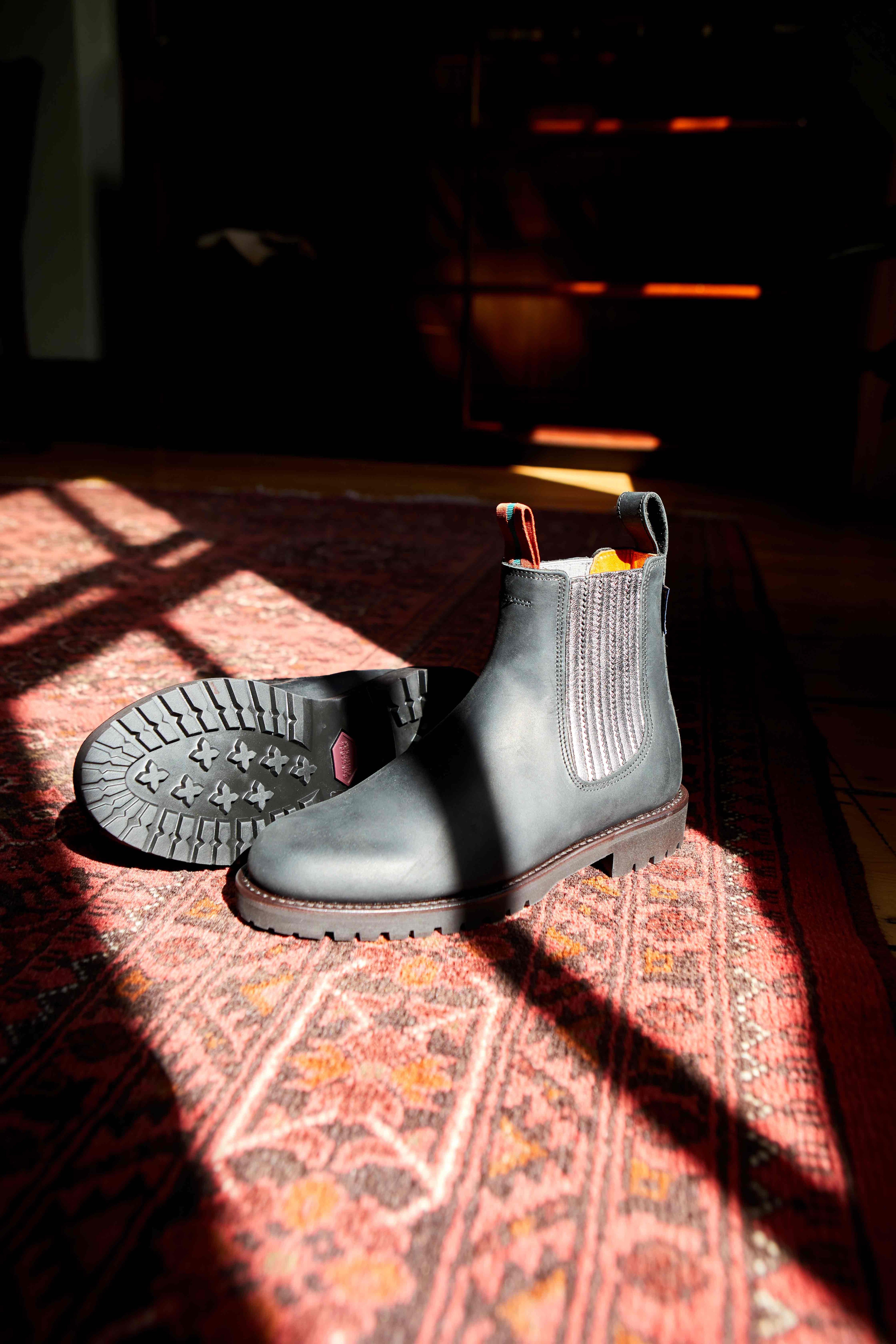 Oscar Black Leather Chelsea Boot