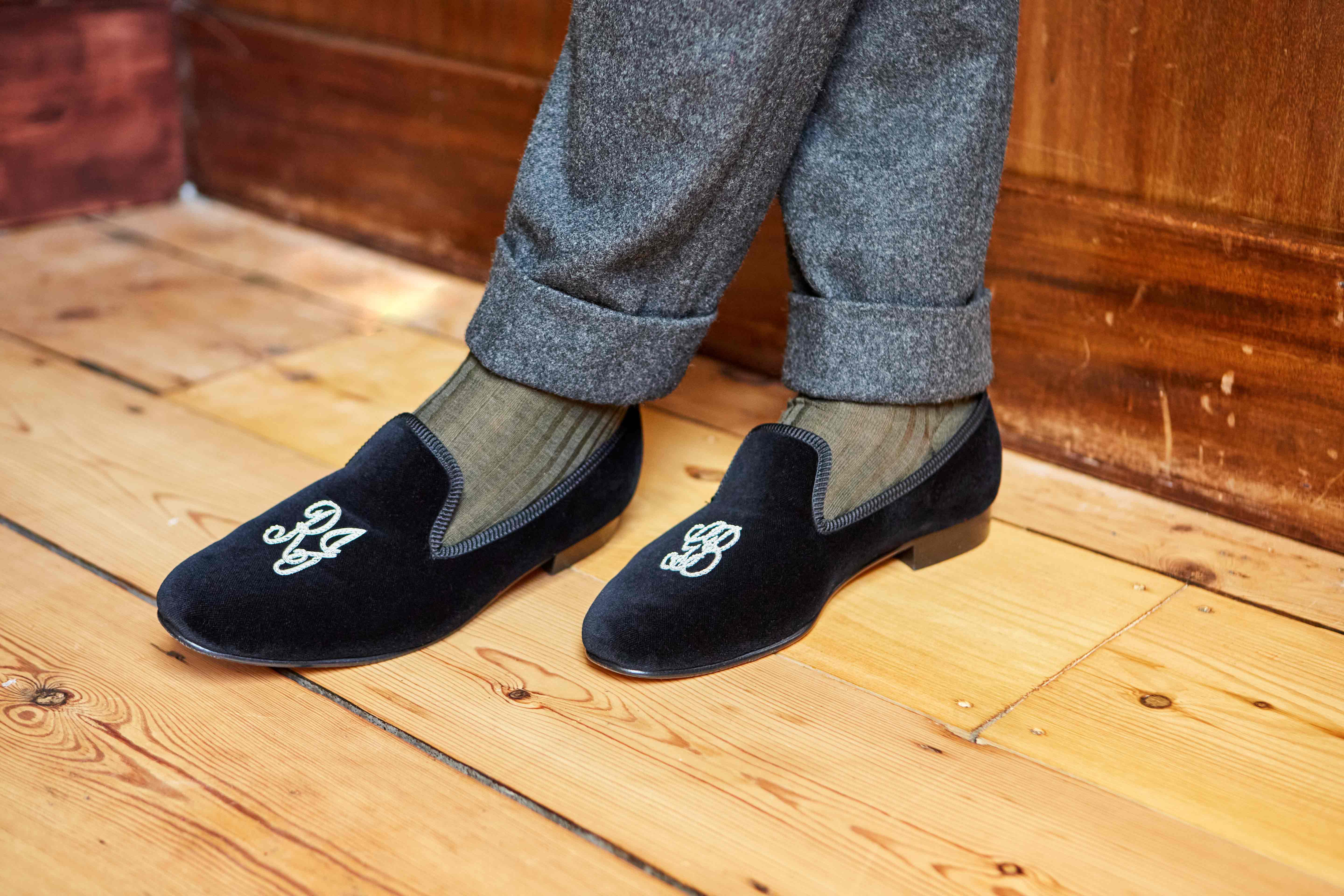 Men's Monogrammed Embroidered Slippers