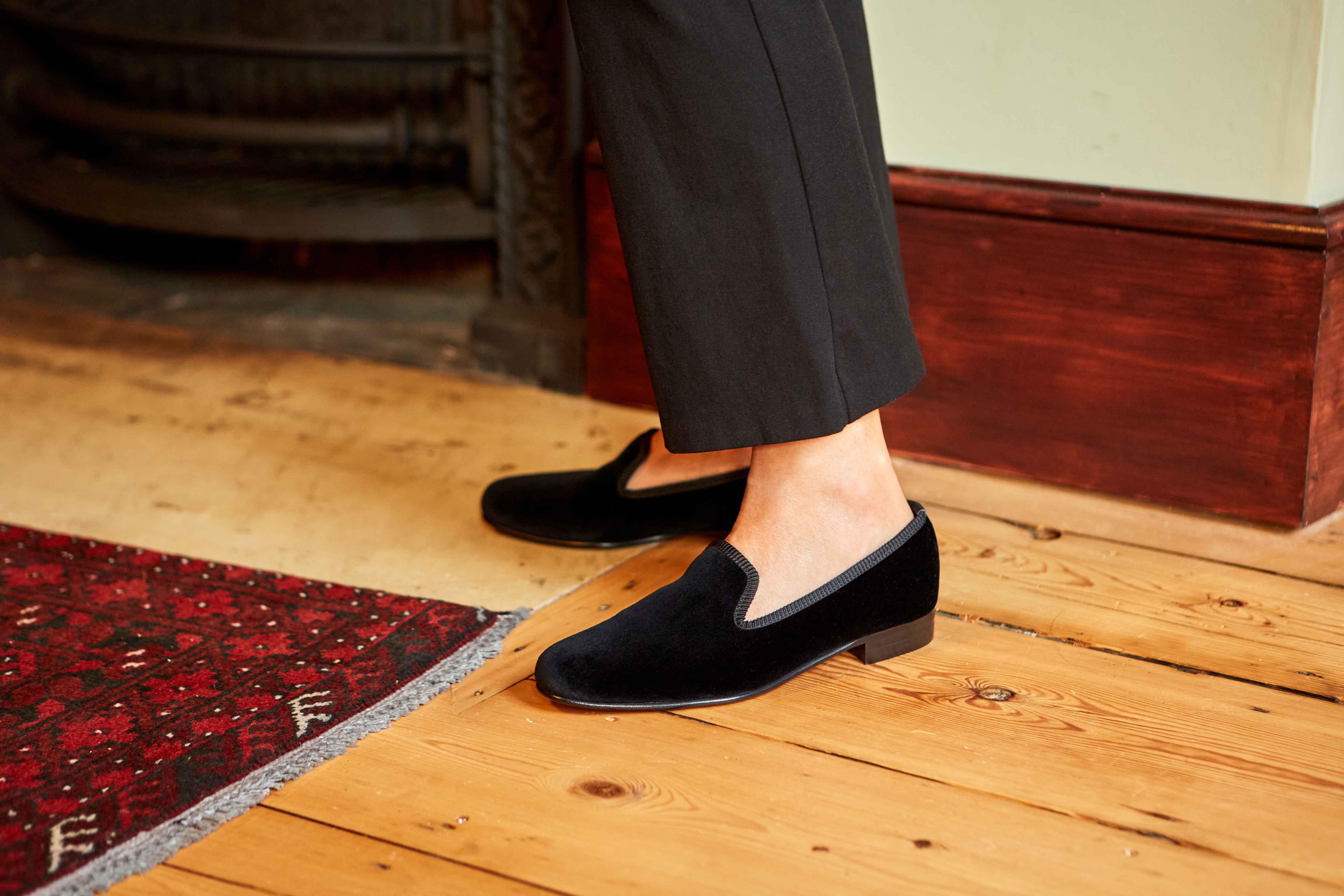 Black Velvet Plain Albert Street Slipper
