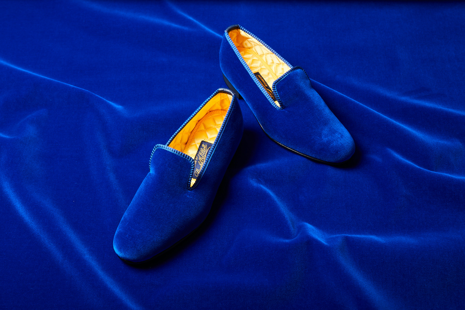 royal blue velvet slippers