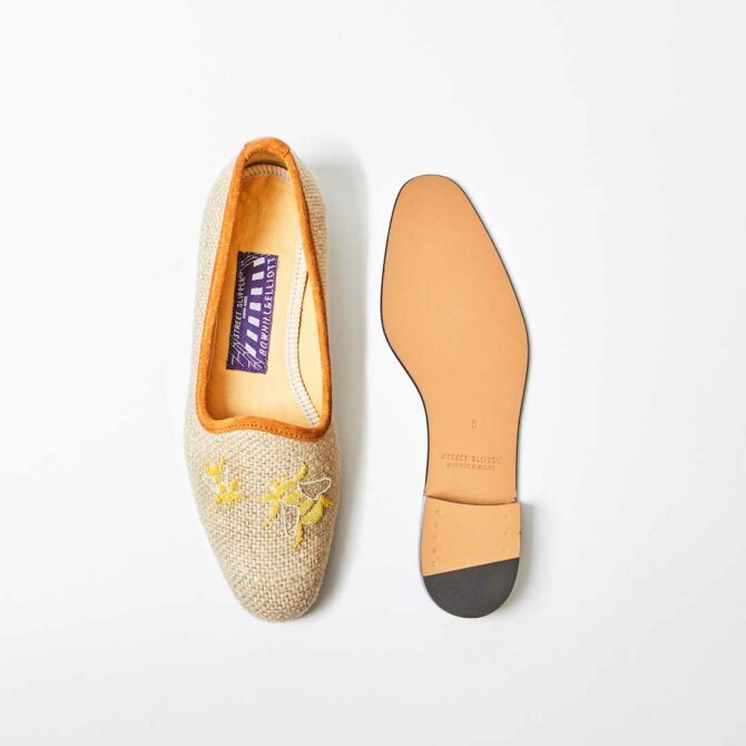 Oatmeal Linen Pumps with Embroidered Bees