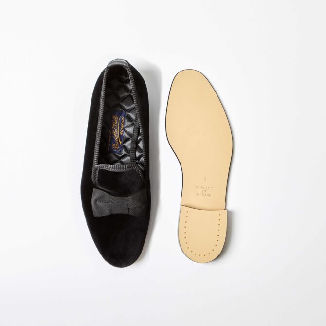 Black Velvet Albert Slippers with Pinched Bow